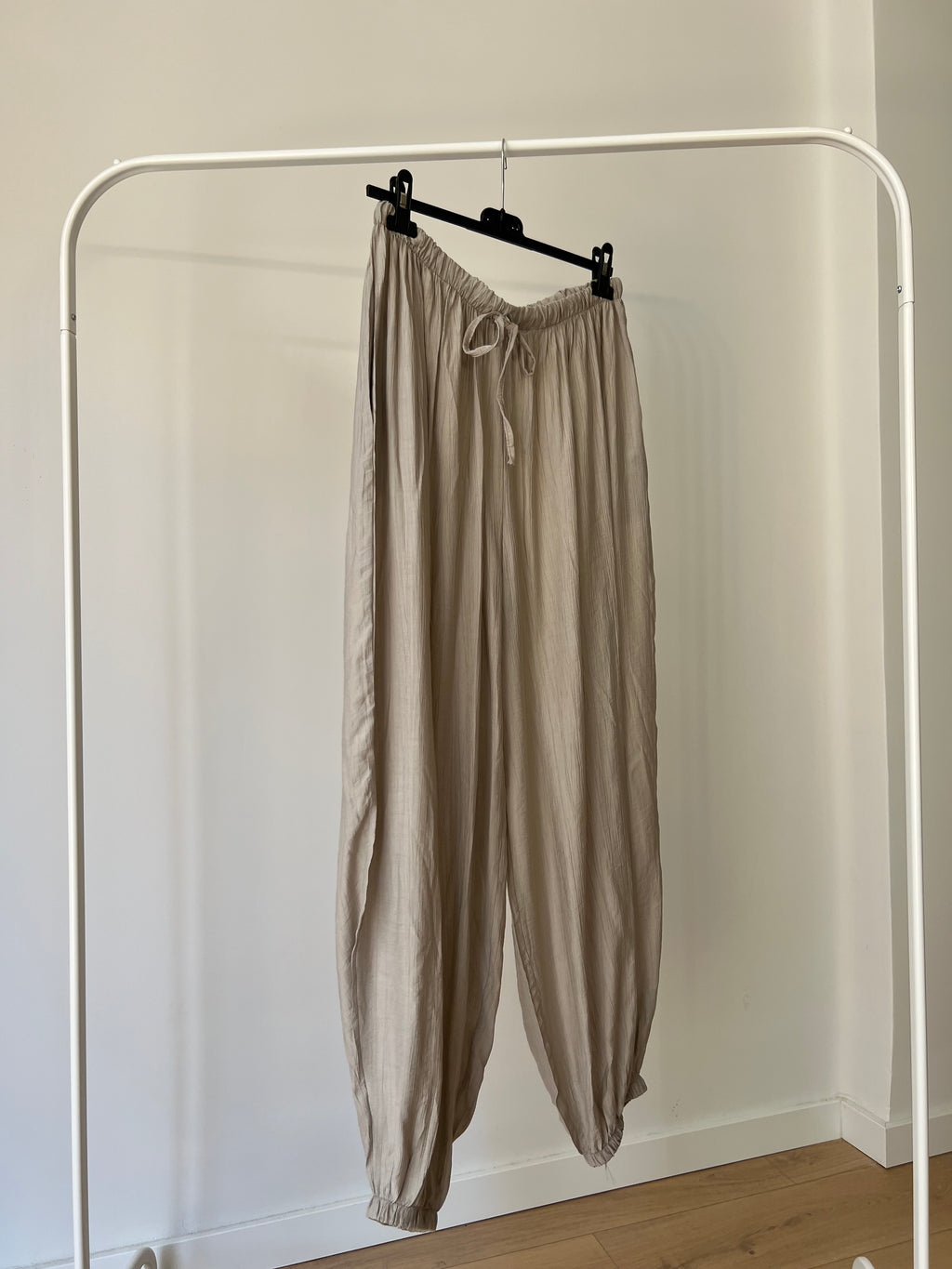 Bombacho Curvy Beig